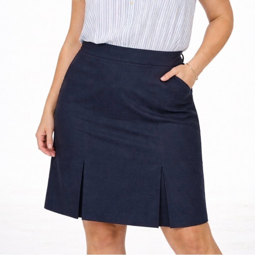 Evan Picone Black Label skirt black pleated NEW above knee SZ 18 pull on lined